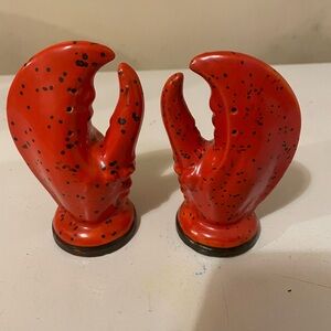 Red Lobster Claw Ceramic salt and pepper shakers